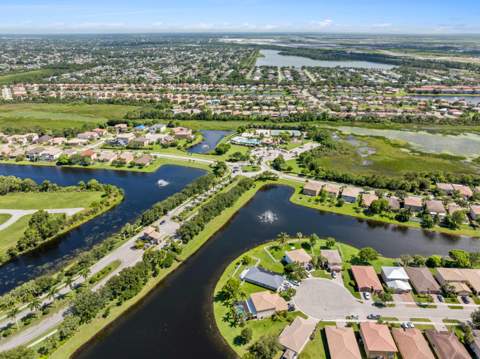 1924 SW Jamesport Drive, Port St. Lucie FL - photo 12 of 44