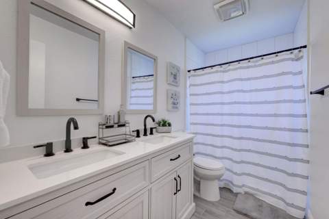 543 SE Greenway Terrace, Port St. Lucie FL - photo 17 of 24