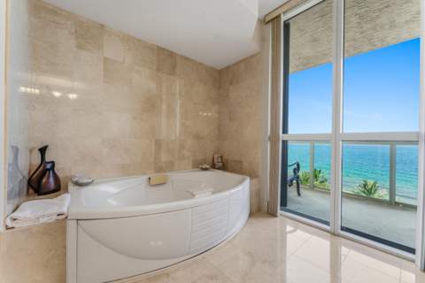 3200 N Ocean Boulevard #701, Fort Lauderdale FL - photo 8 of 31