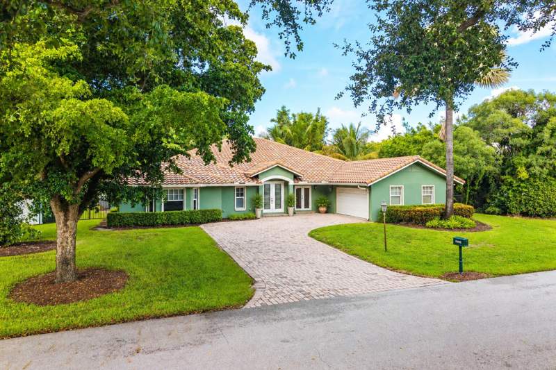 4 bedroom Single Family Residence at 10295 Saint Andrews Road, Pine Tree Golf Club, Boynton Beach — photo 3