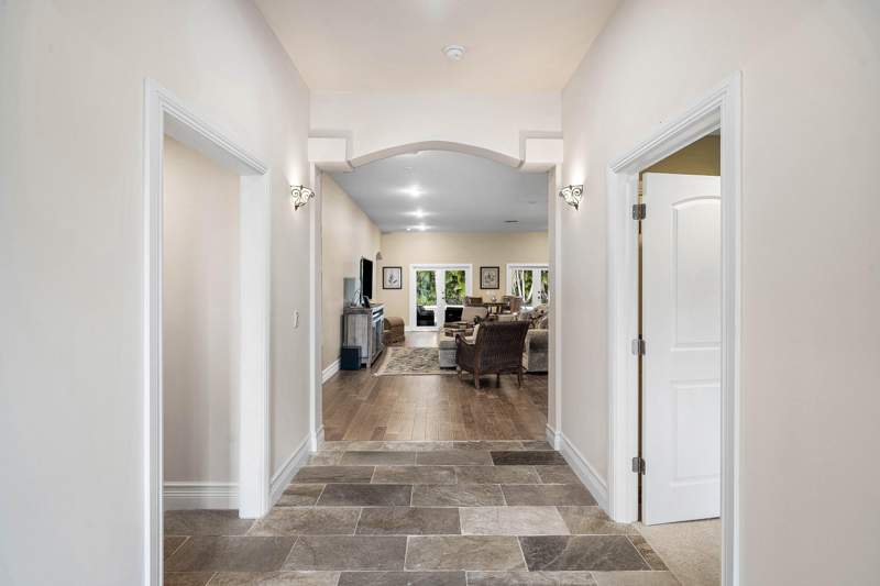 4 bedroom Single Family Residence at 10295 Saint Andrews Road, Pine Tree Golf Club, Boynton Beach — photo 4