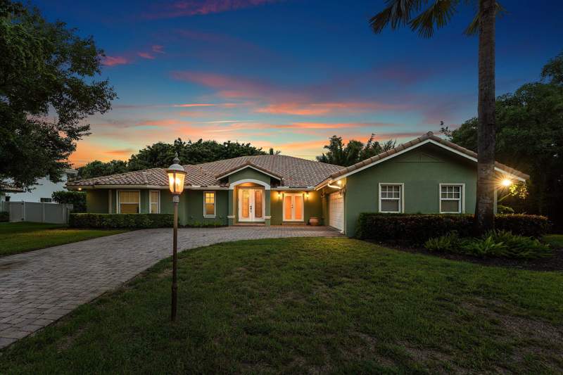 4 bedroom Single Family Residence at 10295 Saint Andrews Road, Pine Tree Golf Club, Boynton Beach — photo 4