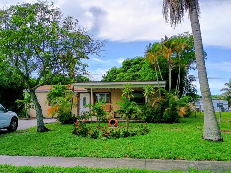 4 bedroom Single Family Residence at 5286 EADIE Place, GRAMERCY PARK UNIT 1, West Palm Beach — photo 1