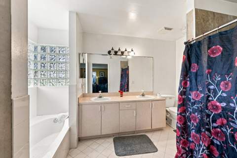 3243 NW 43RD Place, Oakland Park FL - photo 13 of 22