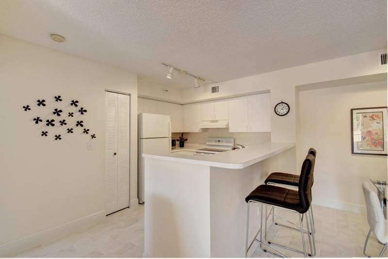 2 bedroom Condominium at 135 Yacht Club Way #207, Yacht Club, Hypoluxo — photo 2