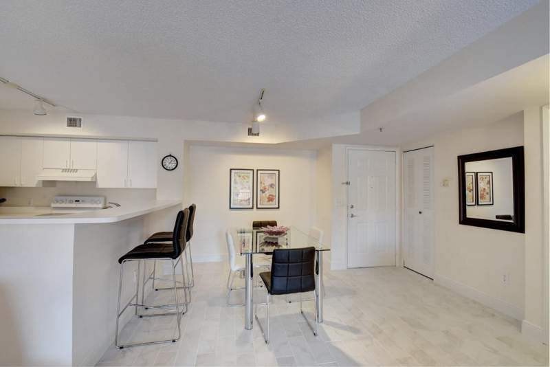 2 bedroom Condominium at 135 Yacht Club Way #207, Yacht Club, Hypoluxo — photo 3