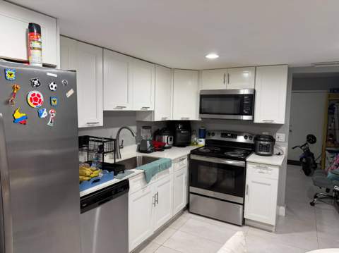 206 SW 1ST Street #J-1, Pompano Beach FL - photo 13 of 18