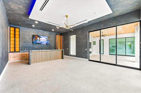 5593 Reynolds Road, Lake Worth FL - photo 14 of 107