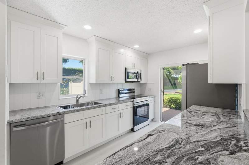 2 bedroom Condominium at 8861 Echo Lane, Whisper Walk, Boca Raton — photo 3