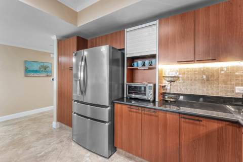 2640 Lake Shore Drive #1210, Riviera Beach FL - photo 9 of 59