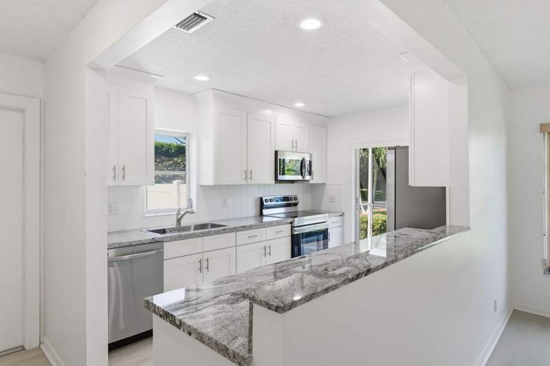 2 bedroom Condominium at 8861 Echo Lane, Whisper Walk, Boca Raton — photo 4