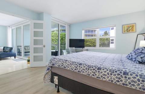 1057 Hillsboro Mile #214, Hillsboro Beach FL - photo 9 of 23