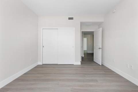 1938 Jackson Street #402, Hollywood FL - photo 23 of 34