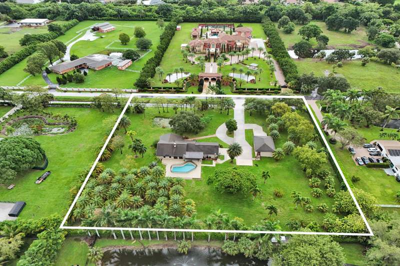 4 bedroom Single Family Residence at 7555 NW 82ND Terrace, Florida Fruit Lands, Parkland — photo 4