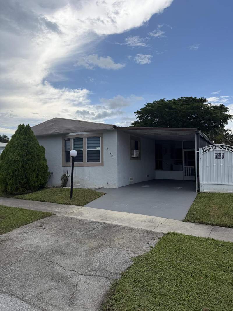 3 bedroom Mobile Home at 21521 S HERITAGE Circle, HERITAGE CITY SEC 2, Pembroke Pines — photo 1