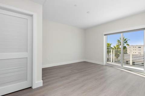 1938 Jackson Street #402, Hollywood FL - photo 16 of 34