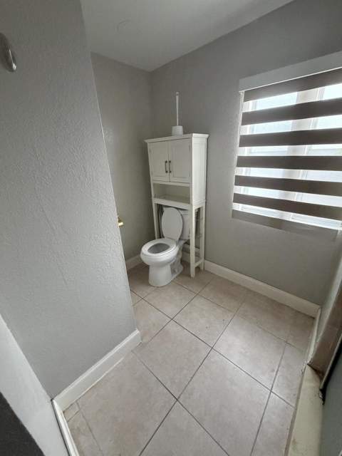 21521 S HERITAGE Circle, Pembroke Pines FL - photo 8 of 29