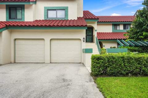 11 Lexington Lane #B, Palm Beach Gardens FL - photo 23 of 27