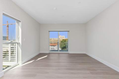 1938 Jackson Street #402, Hollywood FL - photo 13 of 34