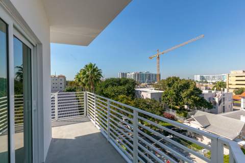 1938 Jackson Street #402, Hollywood FL - photo 15 of 34