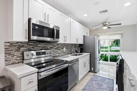 13984 Via Flora #C, Delray Beach FL - photo 6 of 27