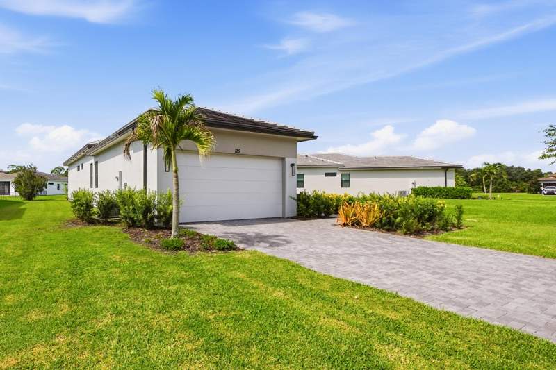 2 bedroom Single Family Residence at 125 SE Strada Cervaro, TESORO PRESERVE PLAT NO 2, Port St. Lucie — photo 4
