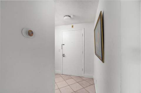 418 S CYPRESS Road #106, Pompano Beach FL - photo 6 of 38