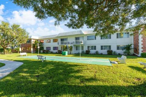 418 S CYPRESS Road #106, Pompano Beach FL - photo 24 of 38