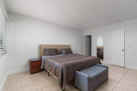 418 S CYPRESS Road #106, Pompano Beach FL - photo 11 of 38