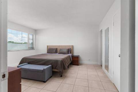 418 S CYPRESS Road #106, Pompano Beach FL - photo 13 of 38