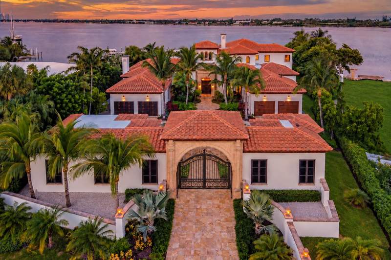 7 bedroom Single Family Residence at 3400 N Flagler Drive, NORTH SHORE TERRACE 2, West Palm Beach — photo 1