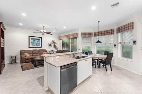 7310 Marbella Echo Drive, Delray Beach FL - photo 9 of 70