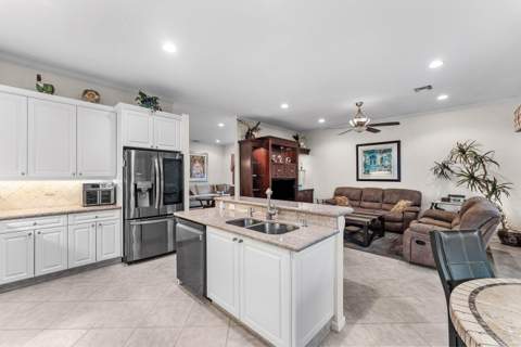 7310 Marbella Echo Drive, Delray Beach FL - photo 13 of 70