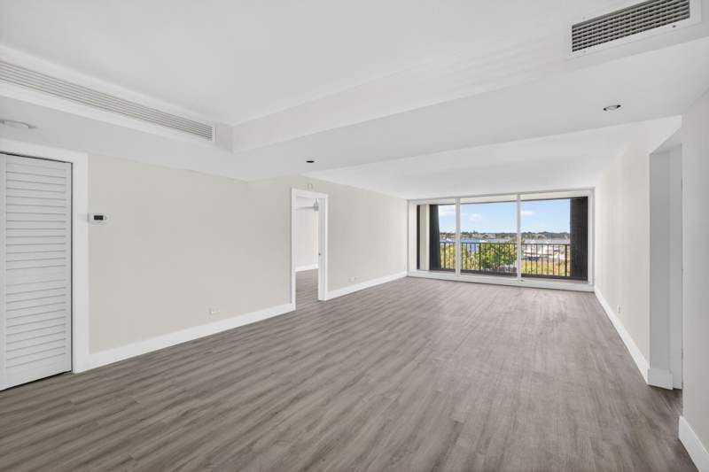 2 bedroom Condominium at 136 Lakeshore Drive #511, Old Port Cove Condo Two, North Palm Beach — photo 5