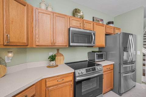 2036 SE Avon Park Drive, Port St. Lucie FL - photo 9 of 25