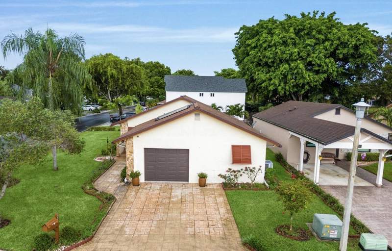 3 bedroom Single Family Residence at 5611 SW 97th Terrace, Countryside West, Cooper City — photo 4