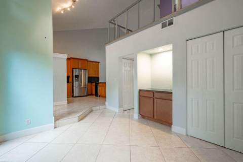 2840 S OAKLAND FOREST Drive #2703, Oakland Park FL - photo 21 of 43
