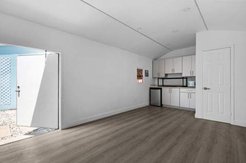 245 SW 20th Street, Fort Lauderdale FL - photo 17 of 21