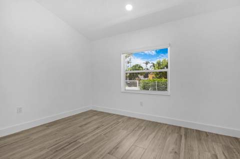245 SW 20th Street, Fort Lauderdale FL - photo 10 of 21