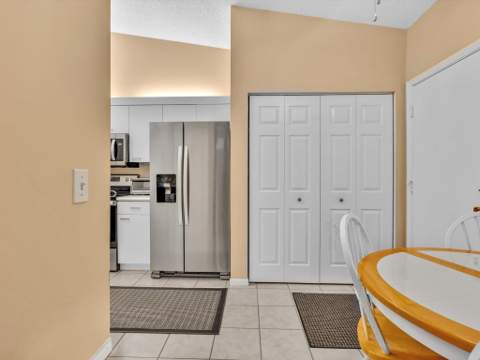 110 SAUSALITO Drive, Boynton Beach FL - photo 12 of 73