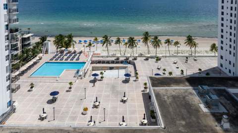 2401 S Ocean Drive #305, Hollywood FL - photo 7 of 29
