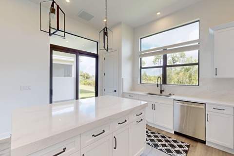 419 SE Via Sangro, Port St. Lucie FL - photo 24 of 69
