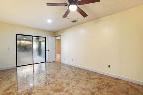 2780 Norfolk Pine Court, Lake Worth FL - photo 17 of 30