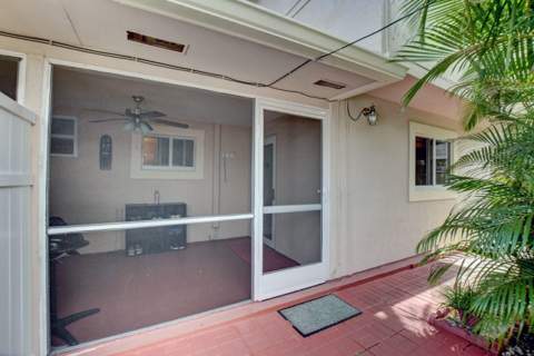 1371 Woodcrest Road, West Palm Beach FL - photo 7 of 27