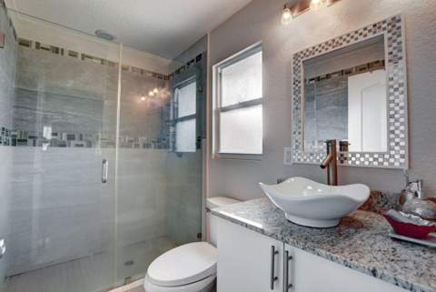 1371 Woodcrest Road, West Palm Beach FL - photo 9 of 27