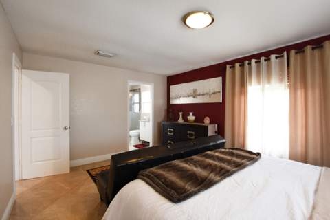 1371 Woodcrest Road, West Palm Beach FL - photo 17 of 27
