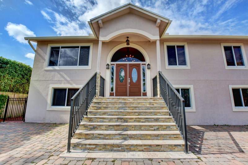 6 bedroom Single Family Residence at 1371 Woodcrest Road, WOODCREST, West Palm Beach — photo 4