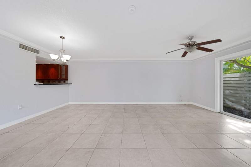 3 bedroom Townhouse at 557 NW 97TH Avenue, JACARANDA PARCEL 611, Plantation — photo 5