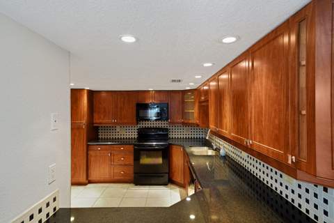 557 NW 97TH Avenue, Plantation FL - photo 14 of 35