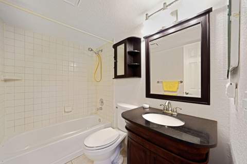 557 NW 97TH Avenue, Plantation FL - photo 17 of 35